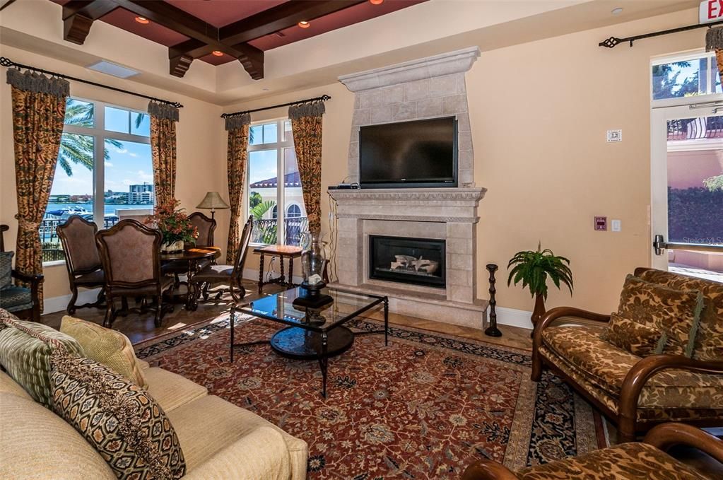 For Sale: $1,495,000 (3 beds, 2 baths, 1920 Square Feet)