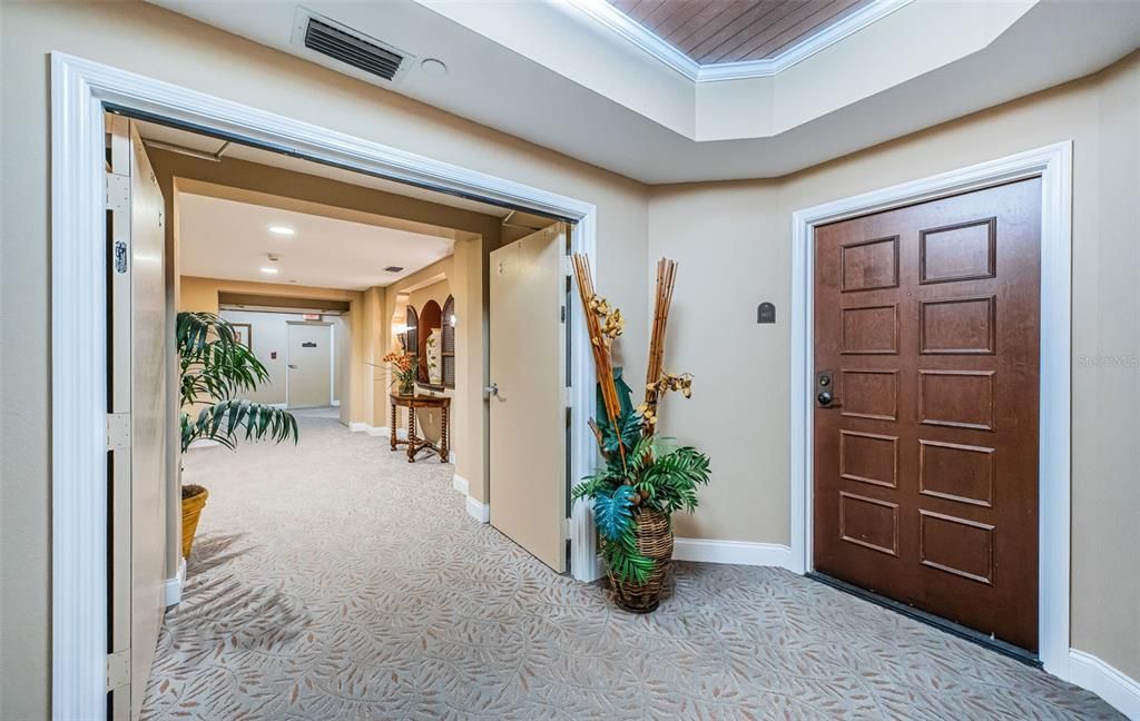 For Sale: $1,495,000 (3 beds, 2 baths, 1920 Square Feet)