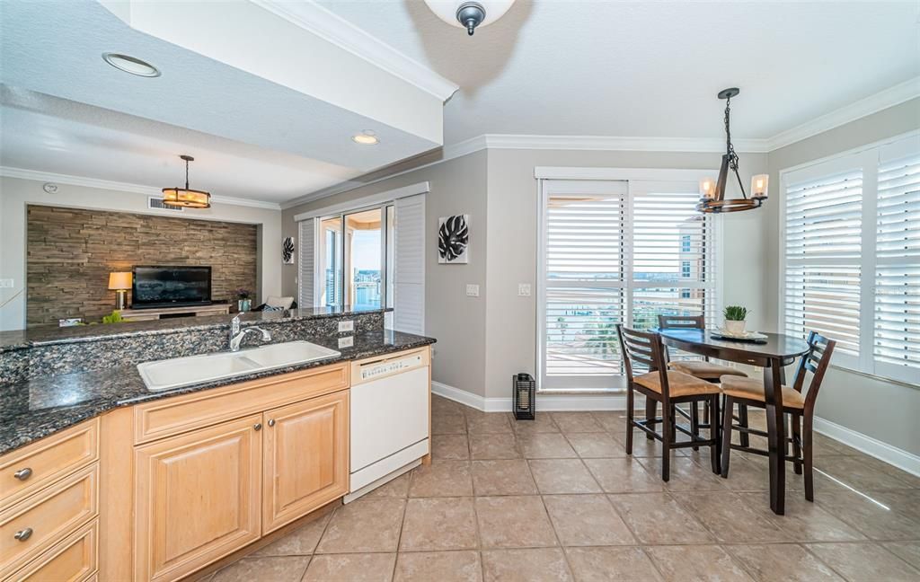 For Sale: $1,495,000 (3 beds, 2 baths, 1920 Square Feet)