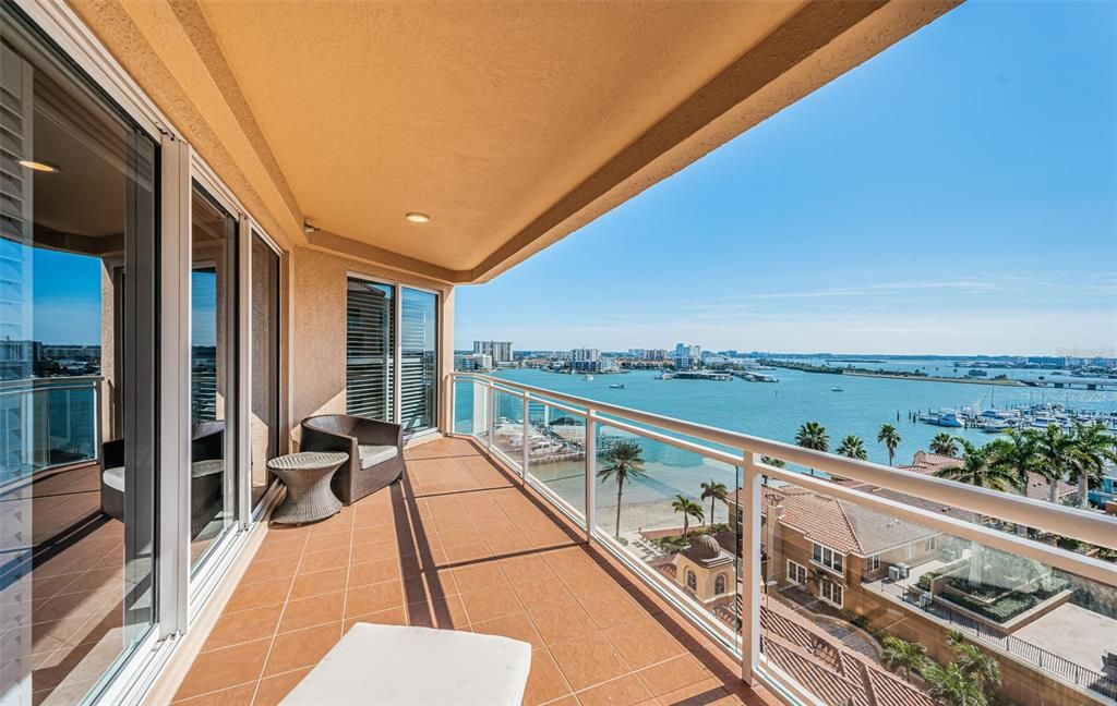 For Sale: $1,495,000 (3 beds, 2 baths, 1920 Square Feet)