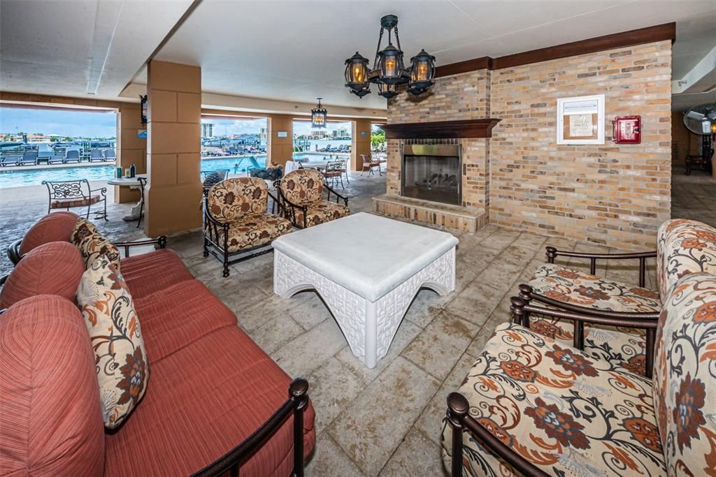 For Sale: $1,495,000 (3 beds, 2 baths, 1920 Square Feet)