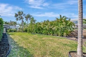 For Sale: $2,399,000 (4 beds, 3 baths, 3613 Square Feet)