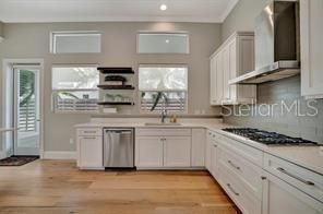 For Sale: $2,399,000 (4 beds, 3 baths, 3613 Square Feet)