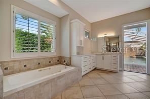 For Sale: $2,399,000 (4 beds, 3 baths, 3613 Square Feet)