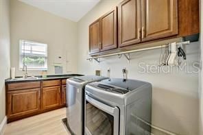 For Sale: $2,399,000 (4 beds, 3 baths, 3613 Square Feet)