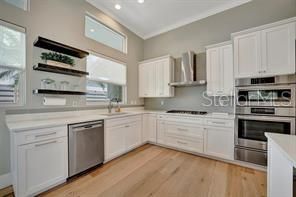 For Sale: $2,399,000 (4 beds, 3 baths, 3613 Square Feet)