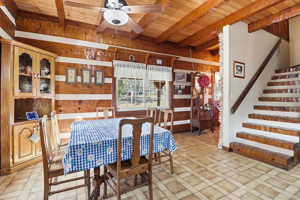 For Sale: $650,000 (2 beds, 2 baths, 1920 Square Feet)