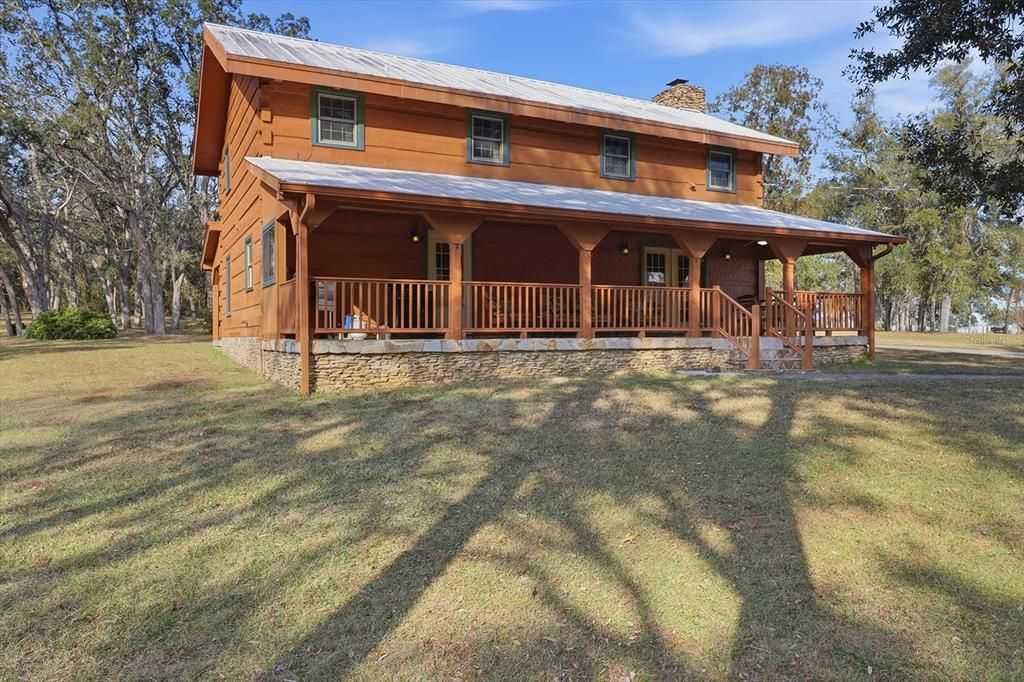 For Sale: $650,000 (2 beds, 2 baths, 1920 Square Feet)