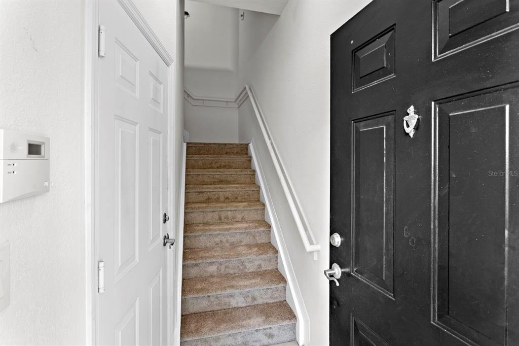 For Sale: $279,000 (1 beds, 1 baths, 944 Square Feet)