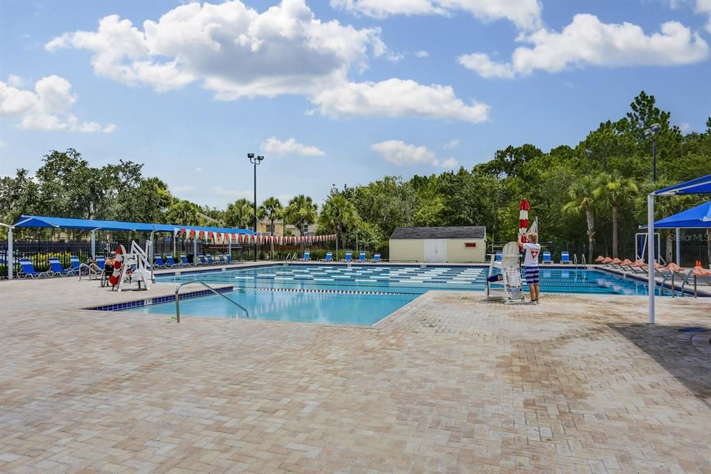 For Sale: $279,000 (1 beds, 1 baths, 944 Square Feet)