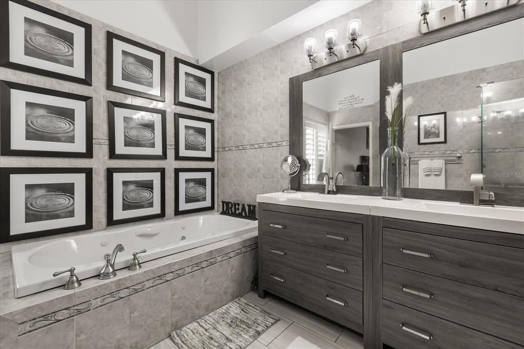 For Sale: $425,000 (4 beds, 2 baths, 2014 Square Feet)