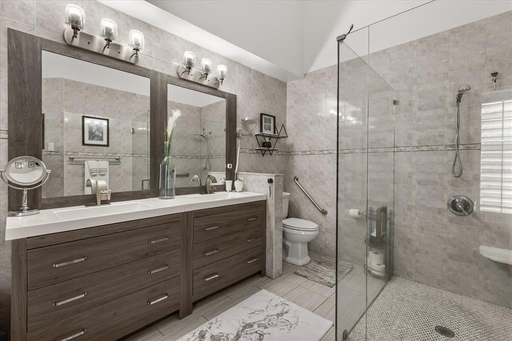 For Sale: $425,000 (4 beds, 2 baths, 2014 Square Feet)