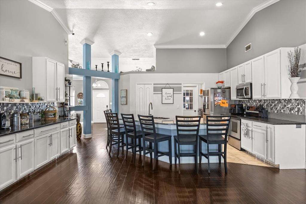 For Sale: $425,000 (4 beds, 2 baths, 2014 Square Feet)