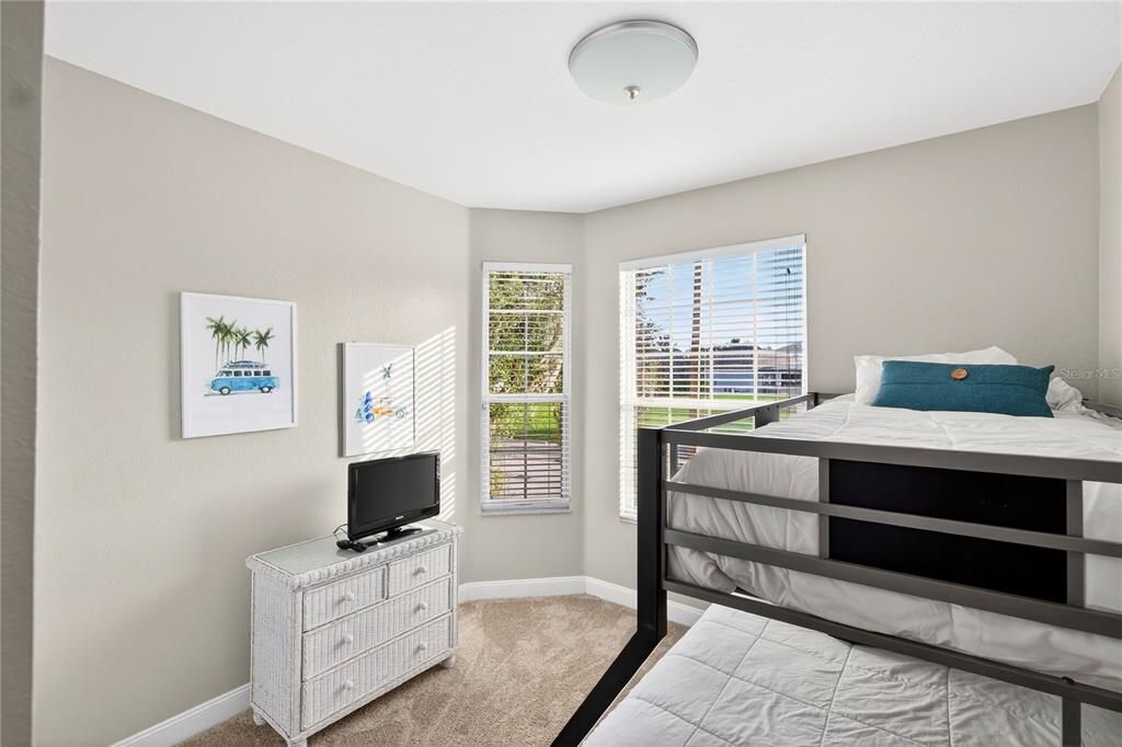 For Sale: $249,900 (3 beds, 2 baths, 1268 Square Feet)