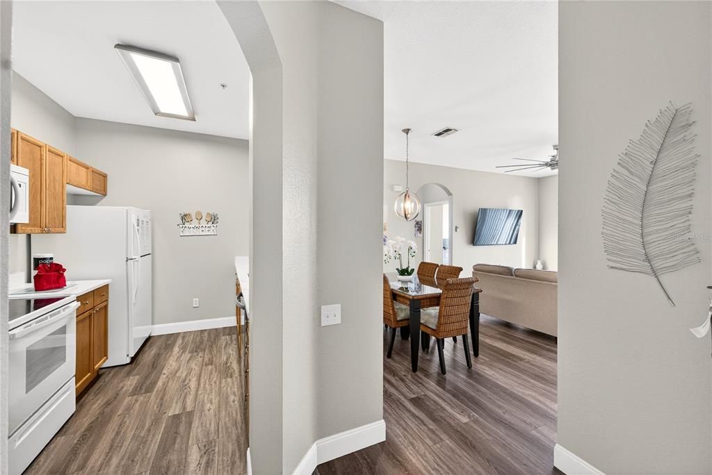 For Sale: $249,900 (3 beds, 2 baths, 1268 Square Feet)