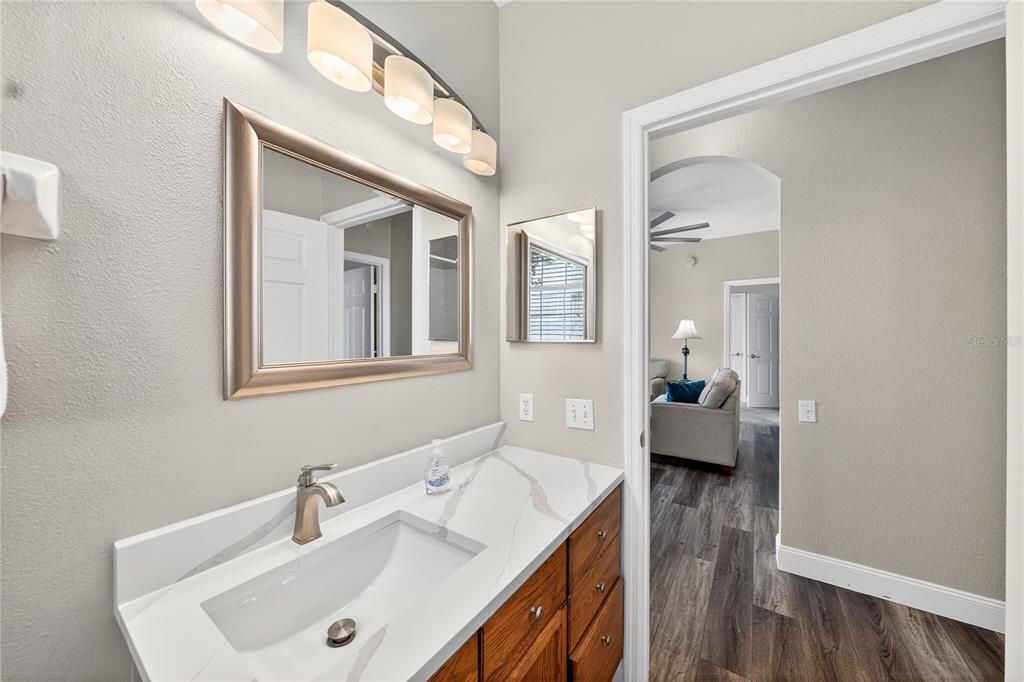 For Sale: $249,900 (3 beds, 2 baths, 1268 Square Feet)