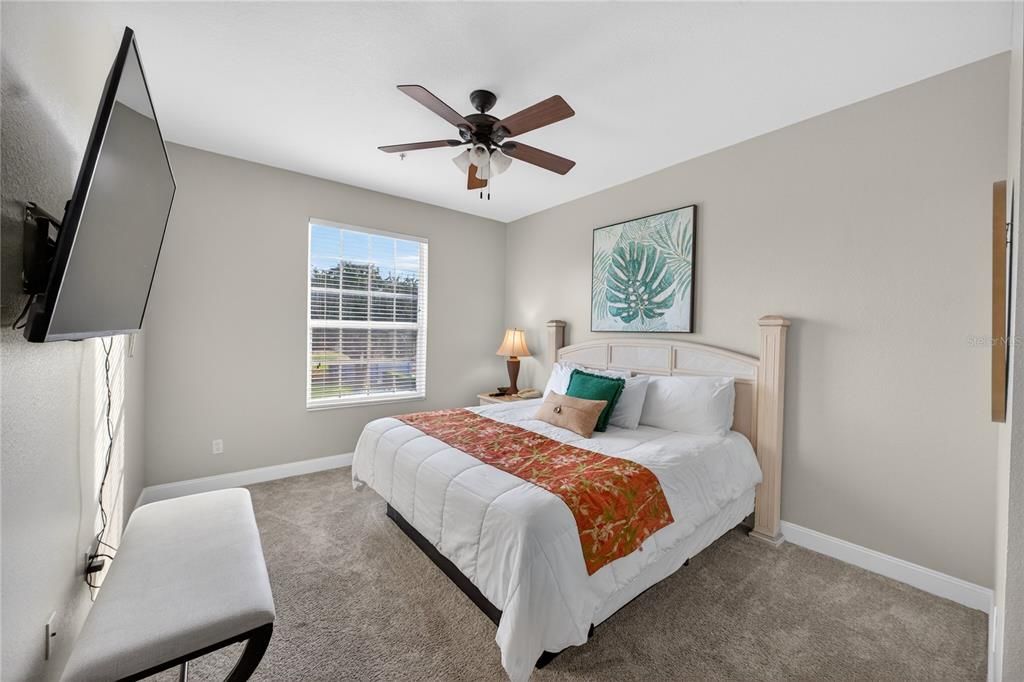 For Sale: $249,900 (3 beds, 2 baths, 1268 Square Feet)