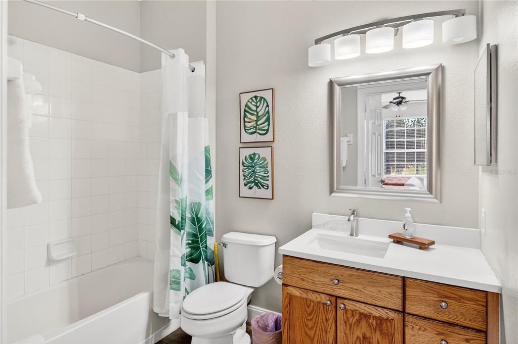 For Sale: $249,900 (3 beds, 2 baths, 1268 Square Feet)