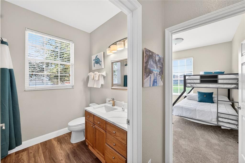 For Sale: $249,900 (3 beds, 2 baths, 1268 Square Feet)