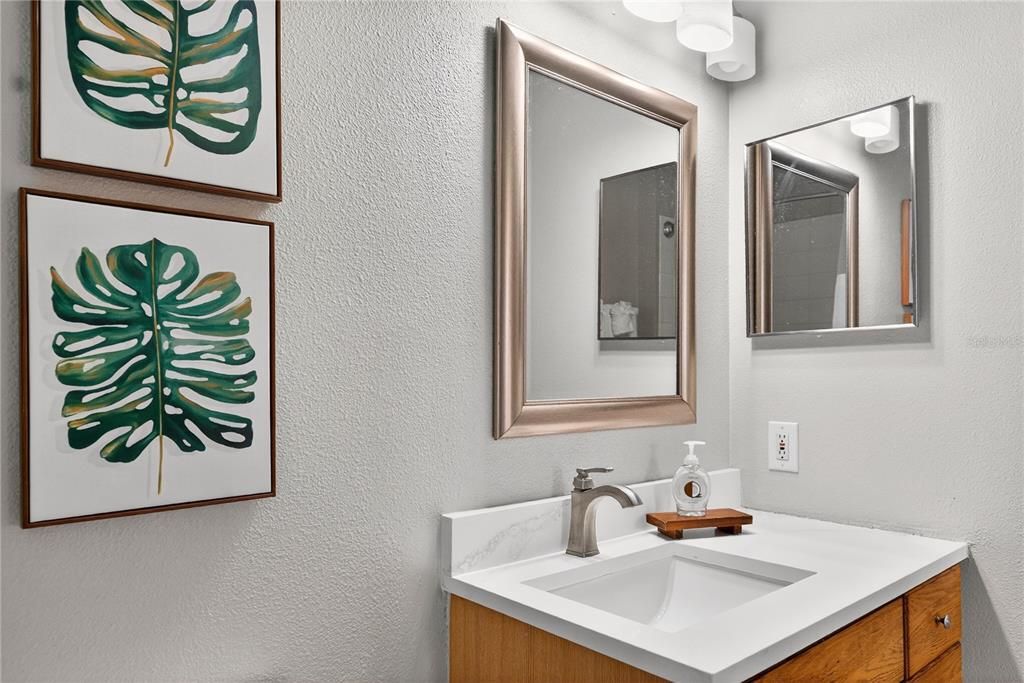 For Sale: $249,900 (3 beds, 2 baths, 1268 Square Feet)