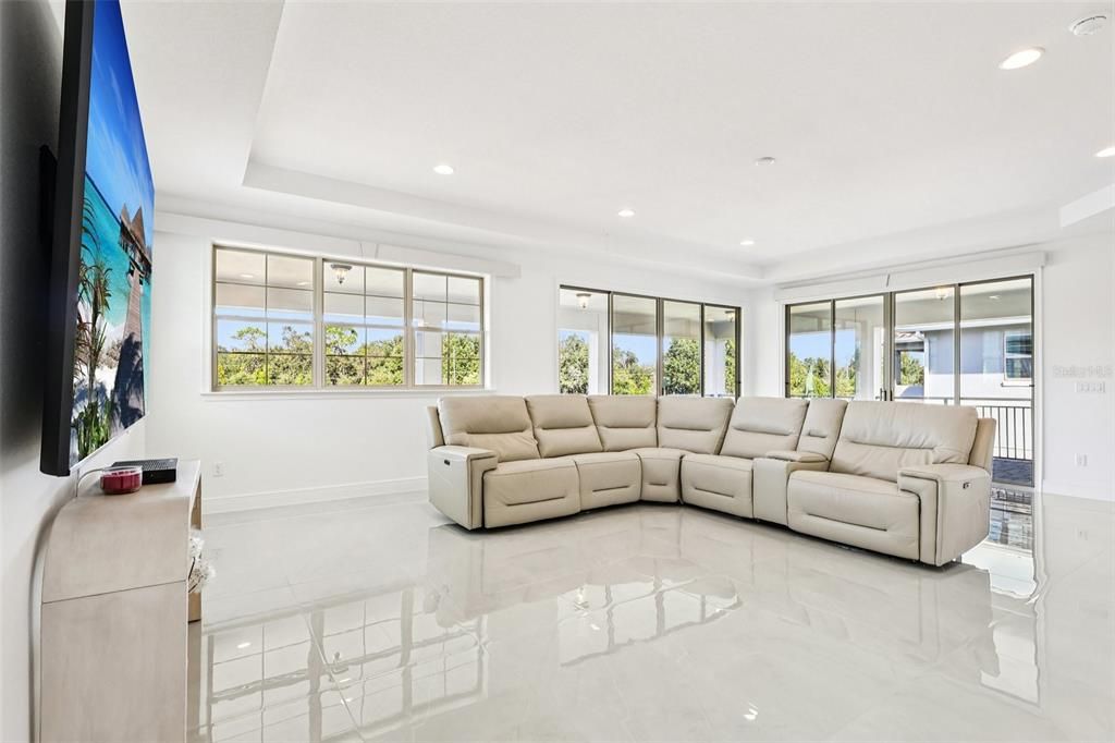 На продажу: $1,495,000 (4 спален, 4 ванн, 4287 Квадратных фут)