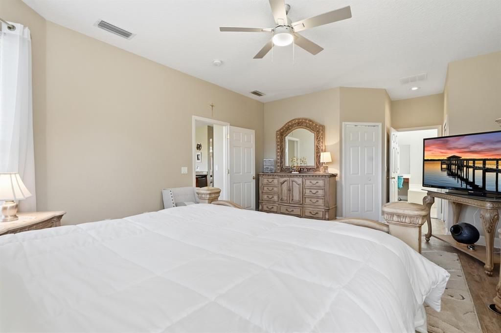 En Venta: $485,000 (5 camas, 3 baños, 3093 Pies cuadrados)