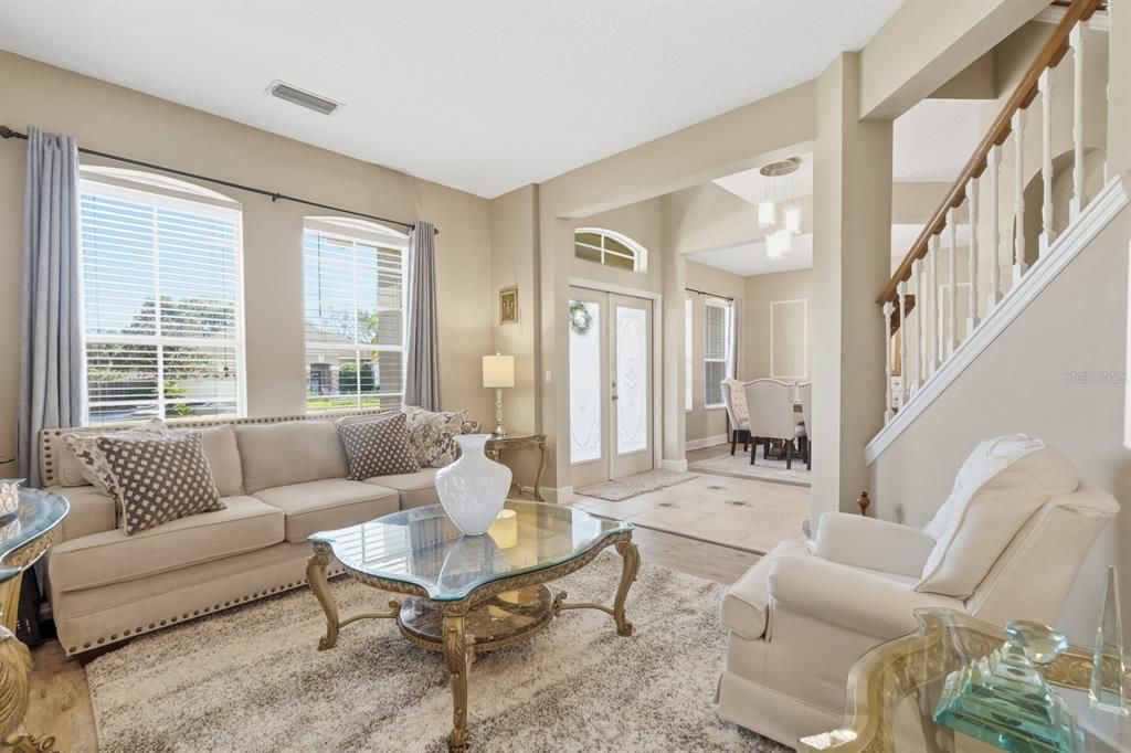 En Venta: $485,000 (5 camas, 3 baños, 3093 Pies cuadrados)