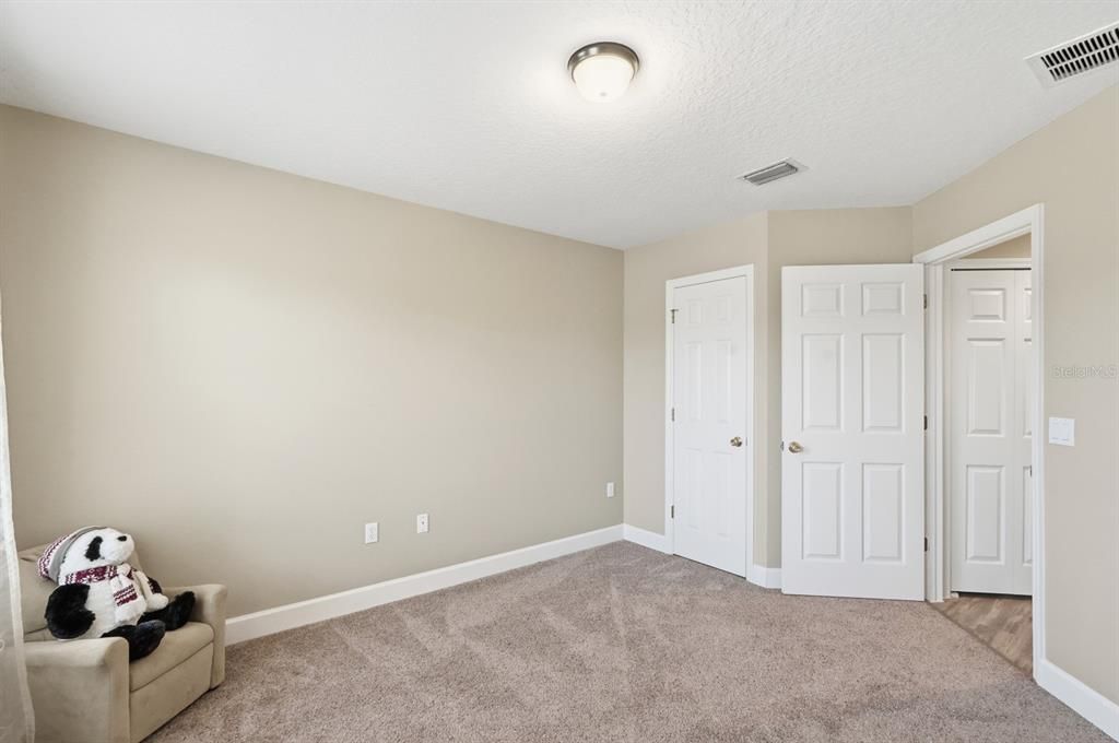 En Venta: $485,000 (5 camas, 3 baños, 3093 Pies cuadrados)