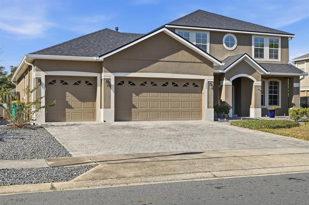 En Venta: $485,000 (5 camas, 3 baños, 3093 Pies cuadrados)