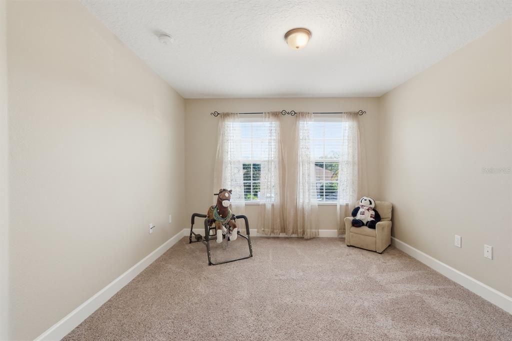 En Venta: $485,000 (5 camas, 3 baños, 3093 Pies cuadrados)