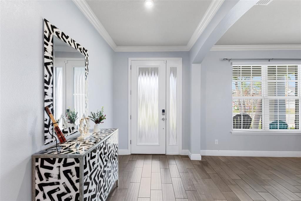 En Venta: $750,000 (5 camas, 3 baños, 3280 Pies cuadrados)