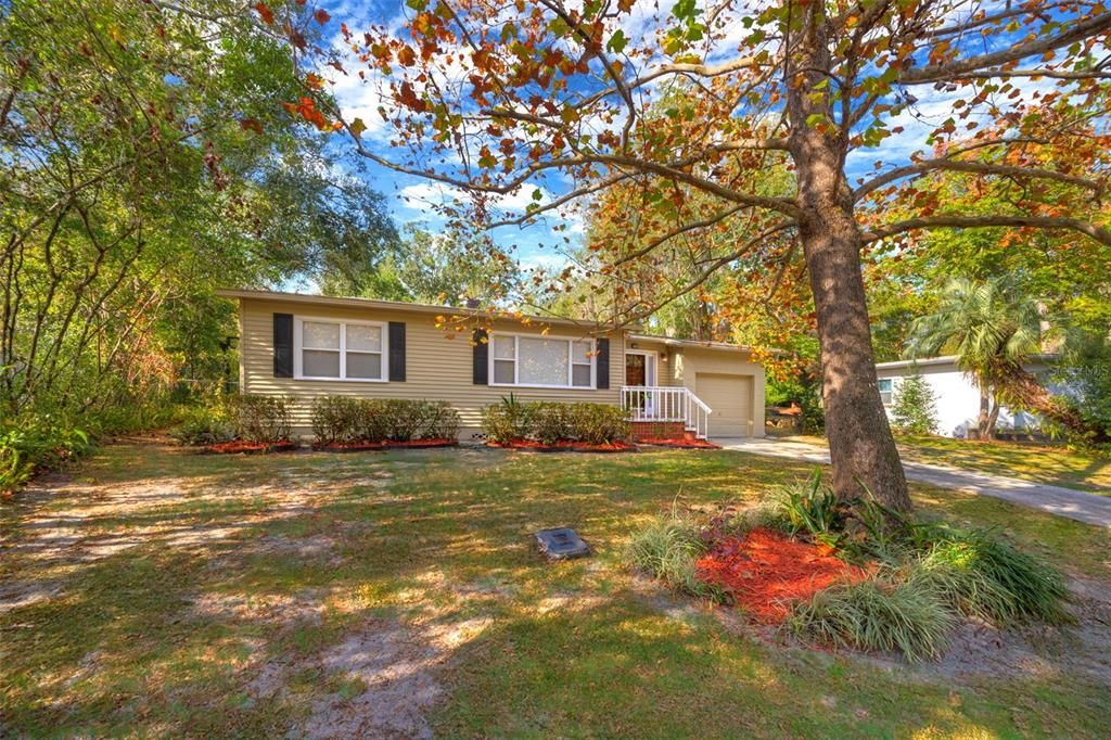 待售: $239,000 (2 贝兹, 1 浴室, 882 平方英尺)