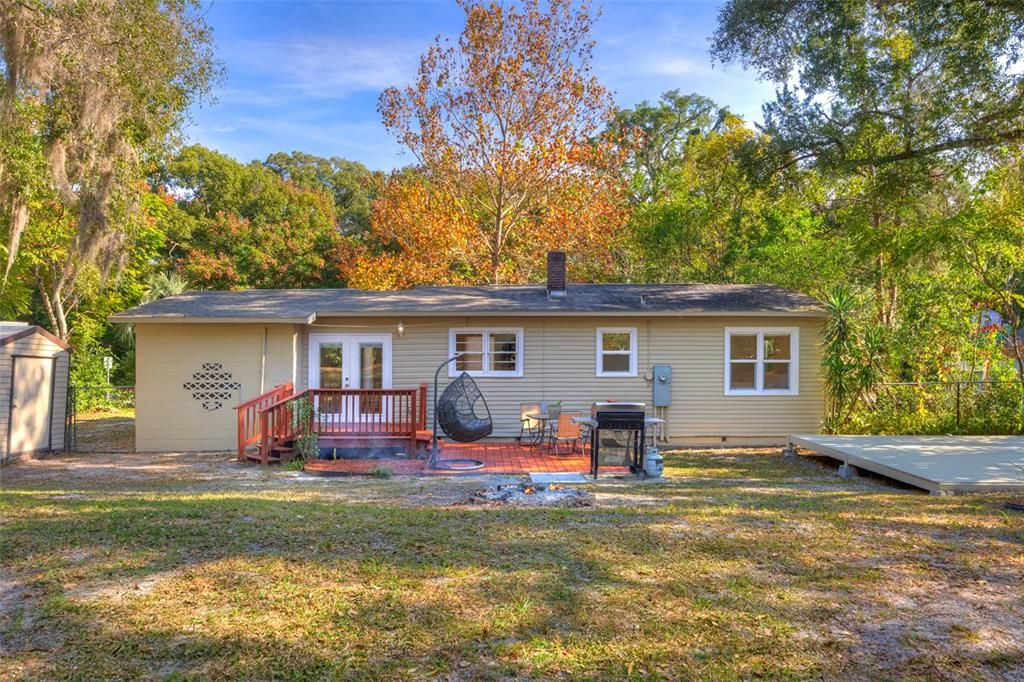 待售: $239,000 (2 贝兹, 1 浴室, 882 平方英尺)