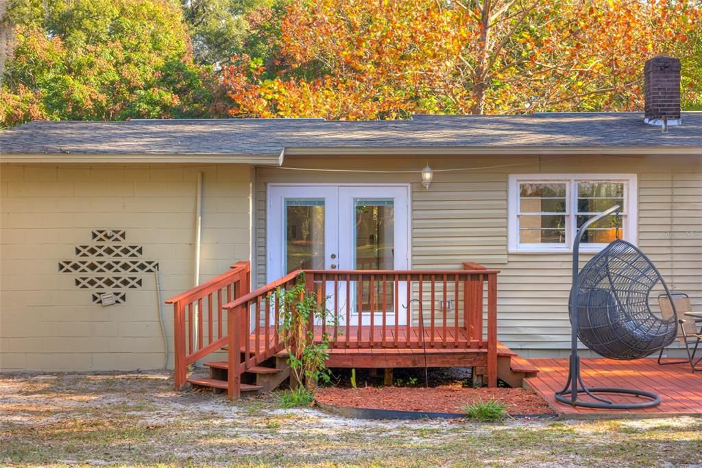 待售: $239,000 (2 贝兹, 1 浴室, 882 平方英尺)