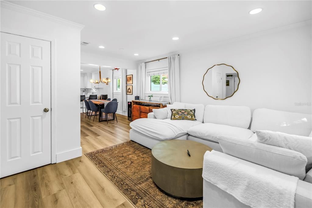 待售: $959,000 (3 贝兹, 3 浴室, 1663 平方英尺)