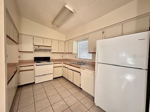 En Renta: $1,100 (2 camas, 1 baños, 912 Pies cuadrados)