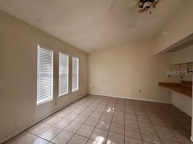 En Renta: $1,100 (2 camas, 1 baños, 912 Pies cuadrados)