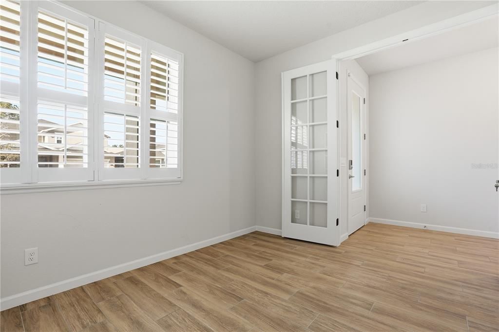 En Venta: $799,000 (4 camas, 3 baños, 3297 Pies cuadrados)