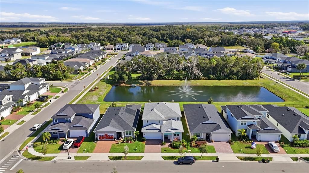 En Venta: $799,000 (4 camas, 3 baños, 3297 Pies cuadrados)