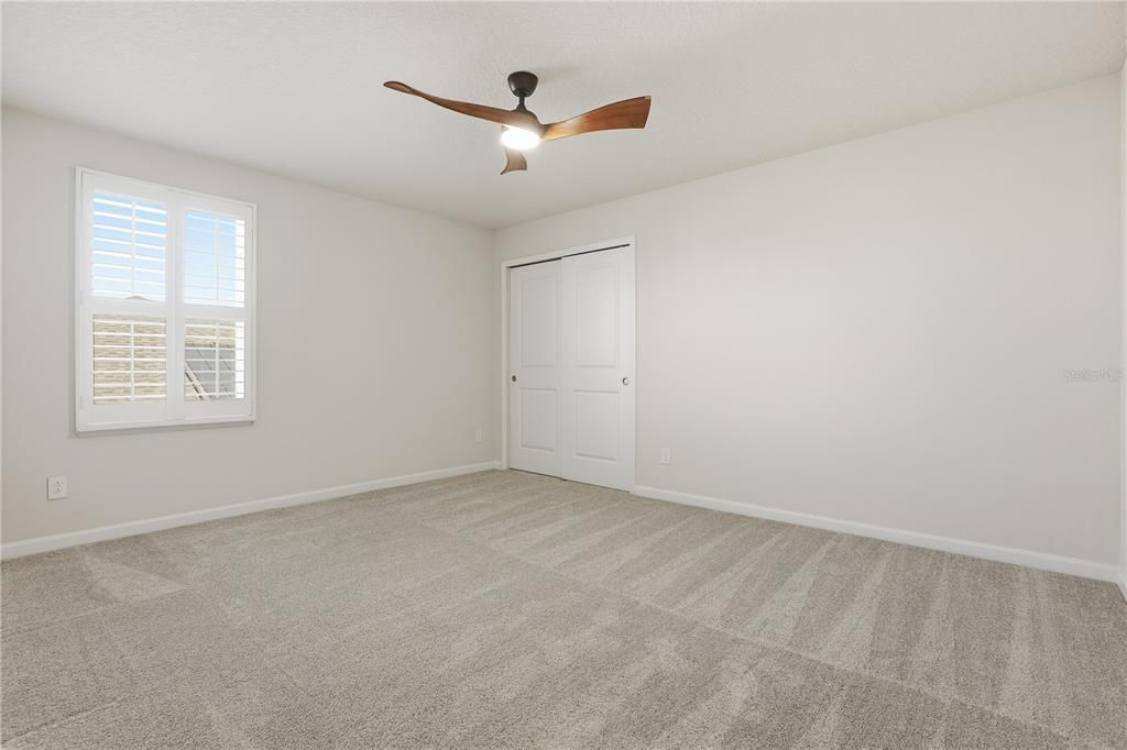 En Venta: $799,000 (4 camas, 3 baños, 3297 Pies cuadrados)