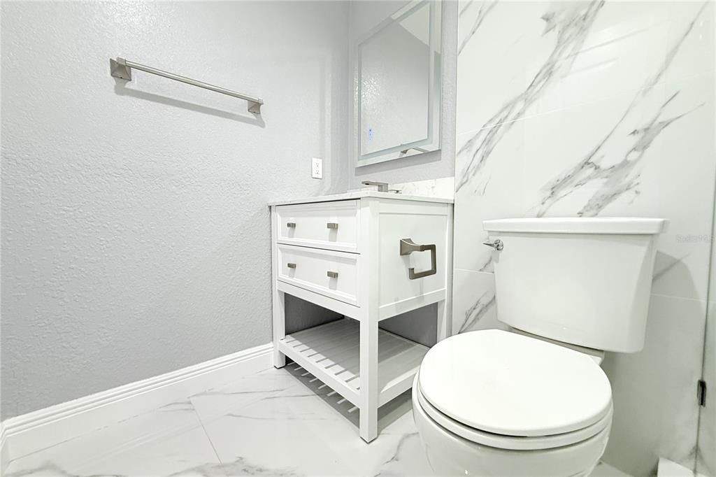 На продажу: $649,999 (4 спален, 3 ванн, 1976 Квадратных фут)