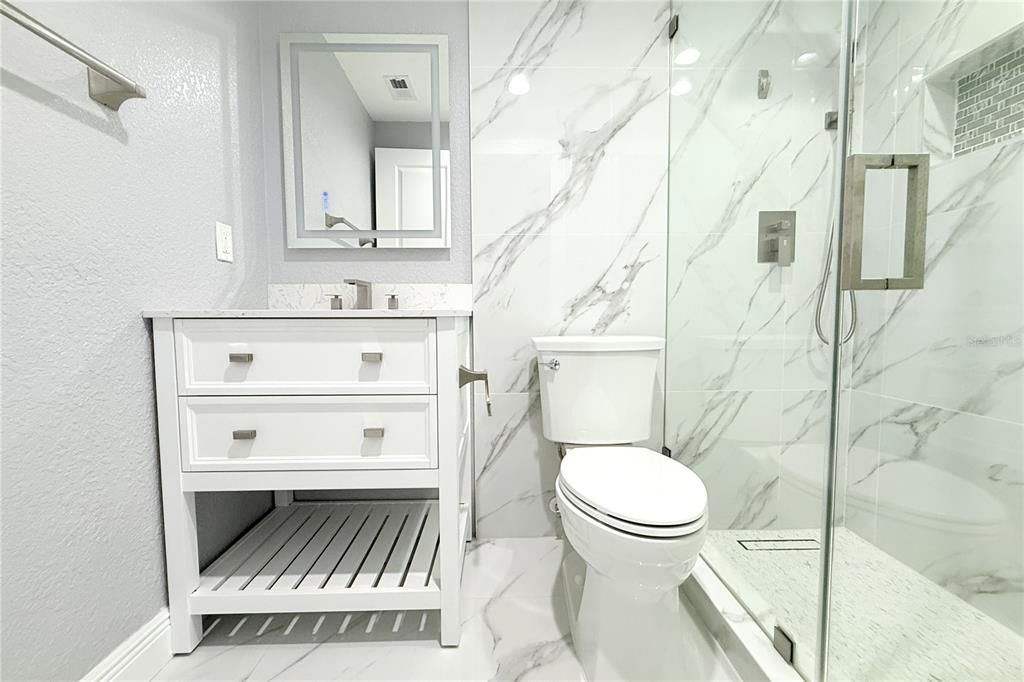 На продажу: $649,999 (4 спален, 3 ванн, 1976 Квадратных фут)