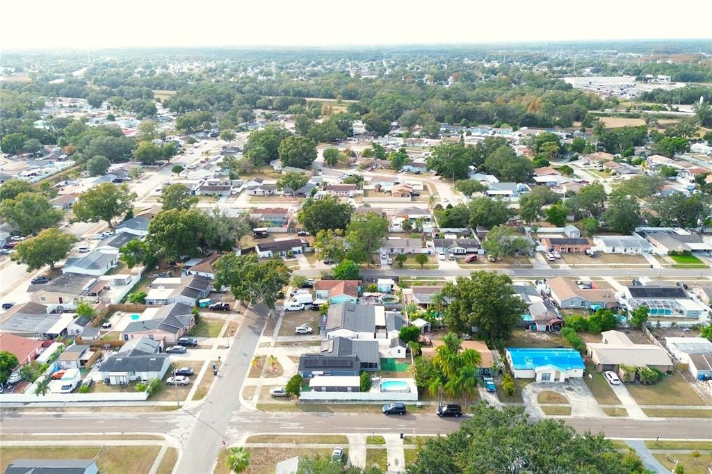 На продажу: $649,999 (4 спален, 3 ванн, 1976 Квадратных фут)