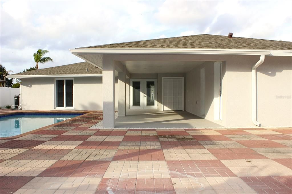 На продажу: $649,999 (4 спален, 3 ванн, 1976 Квадратных фут)