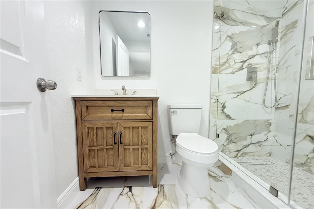 На продажу: $649,999 (4 спален, 3 ванн, 1976 Квадратных фут)