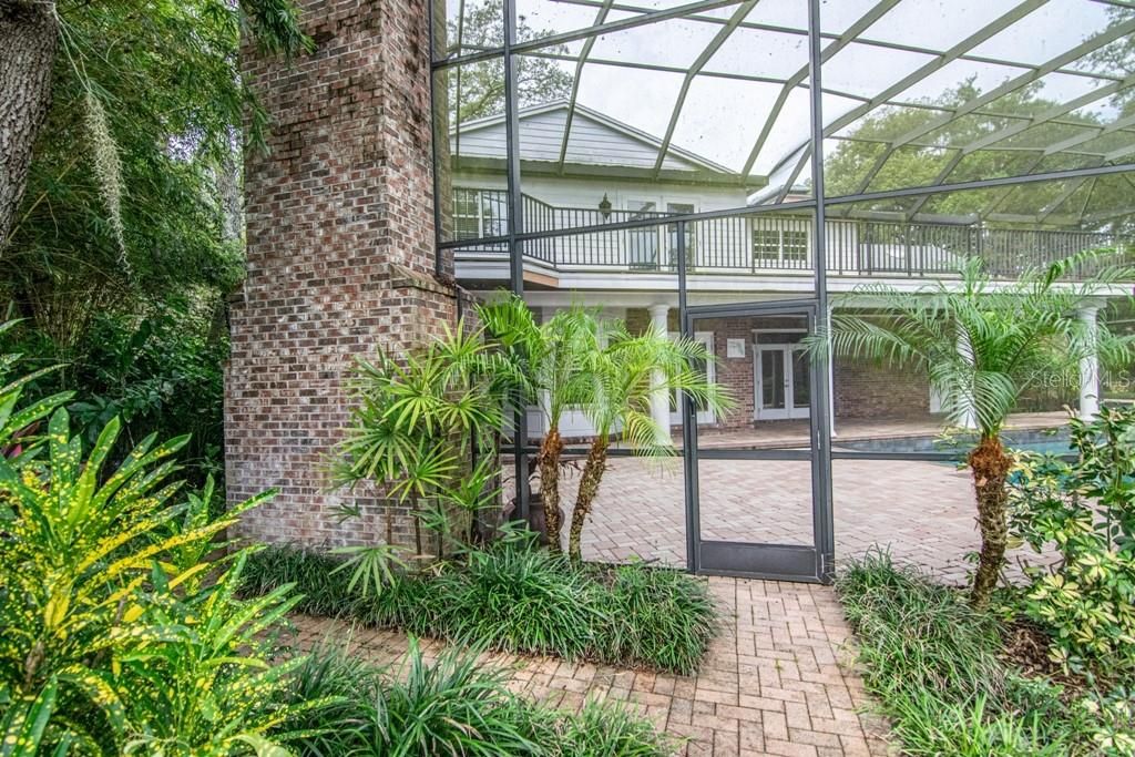 В аренду: $8,250 (4 спален, 4 ванн, 3305 Квадратных фут)