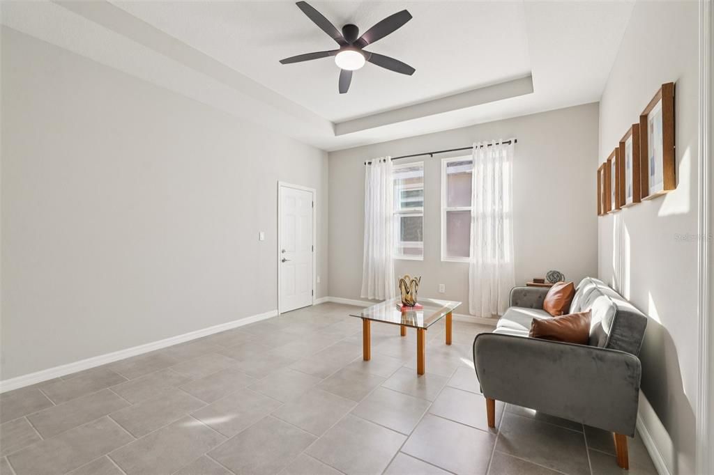 待售: $614,900 (4 贝兹, 3 浴室, 2828 平方英尺)