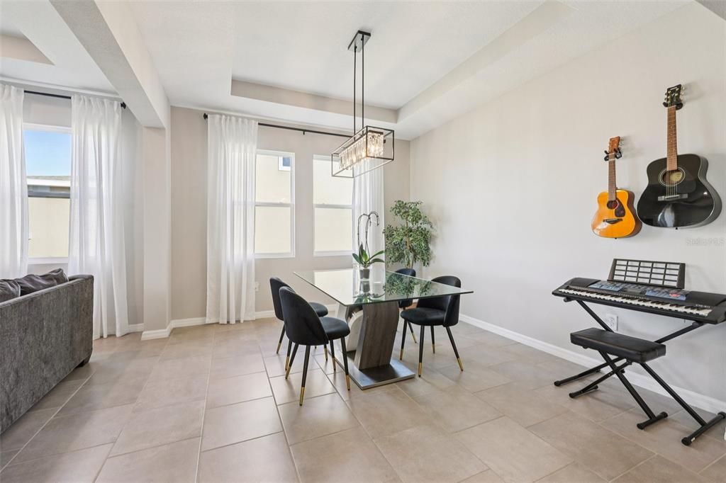 待售: $614,900 (4 贝兹, 3 浴室, 2828 平方英尺)