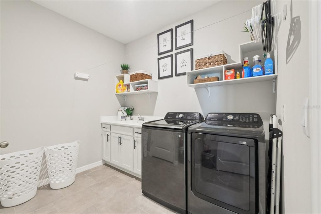 待售: $614,900 (4 贝兹, 3 浴室, 2828 平方英尺)