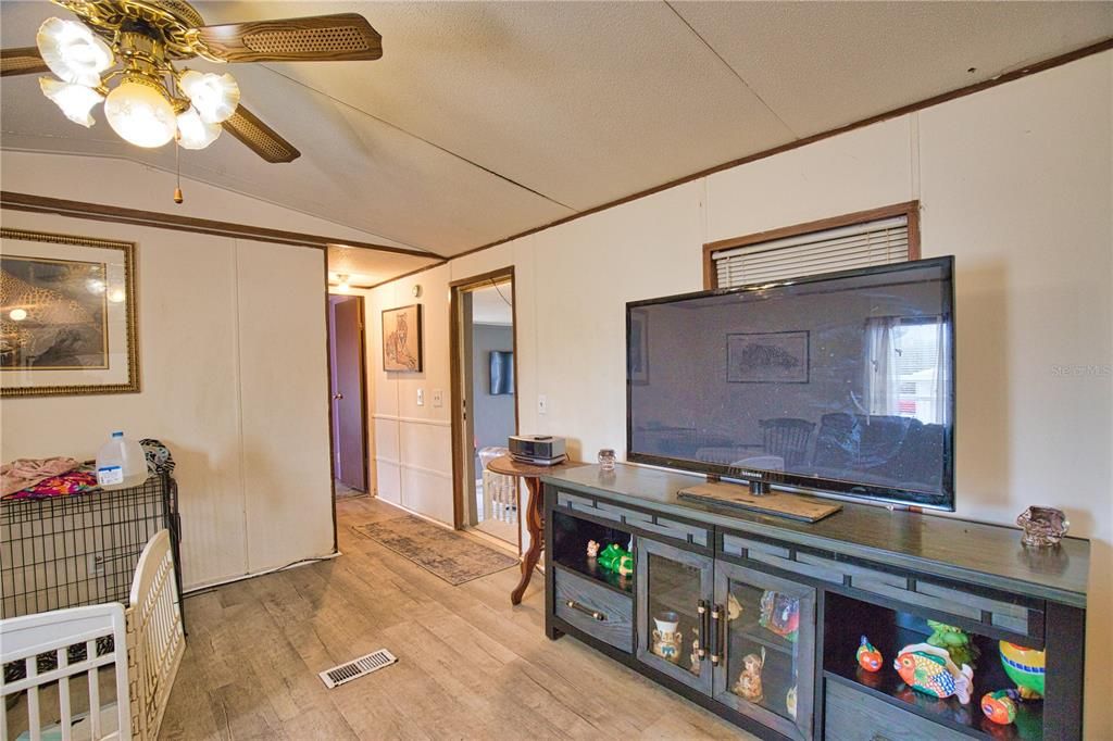 En Venta: $139,000 (2 camas, 2 baños, 1315 Pies cuadrados)